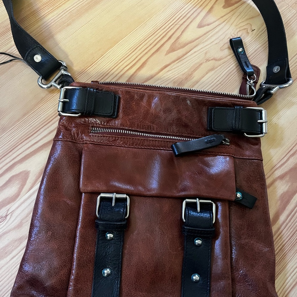 Tano Brown Leather cross body bag